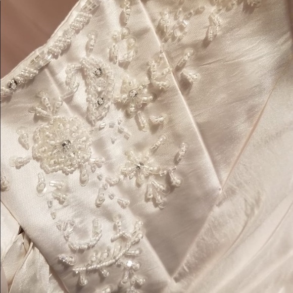 Prom/ wedding dress very light pink - Picture 4 of 6